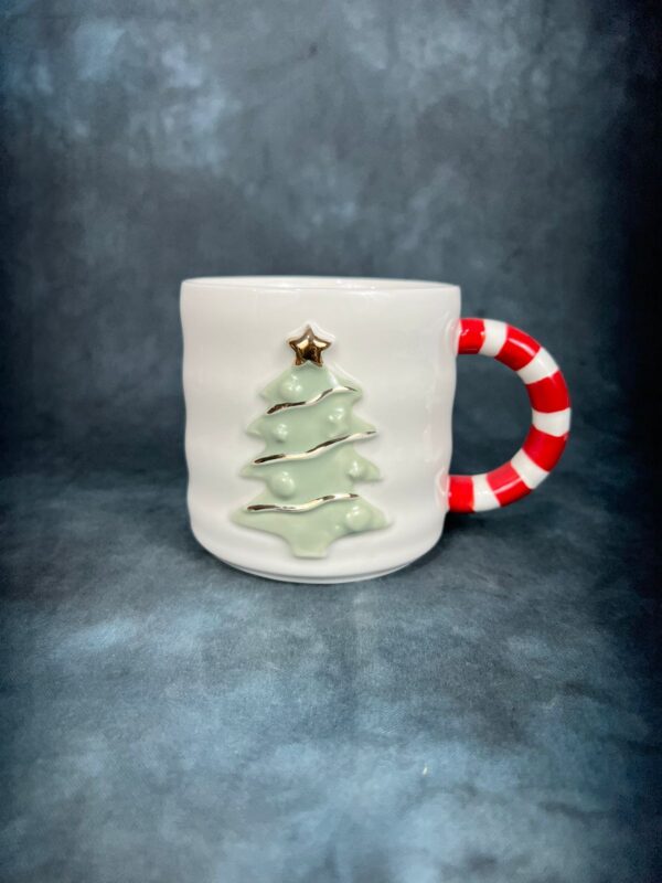 Christmas Holiday Tree Mug with Spoon and Lid – White - Image 3