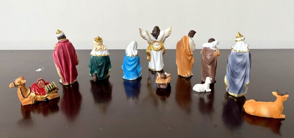 Trinity Nativity Set with 12 Figurine - 5 Inch Set - Image 6