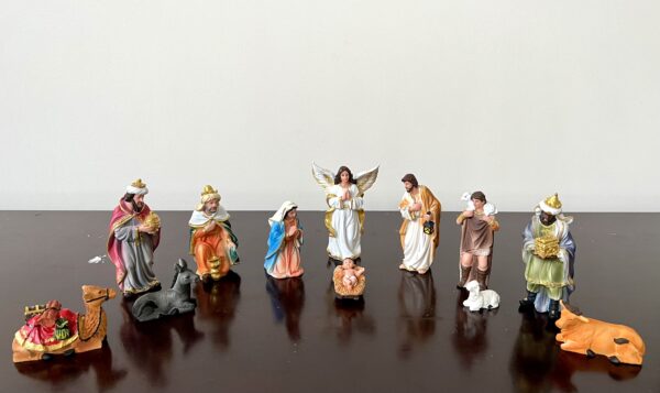 Trinity Nativity Set with 12 Figurine - 5 Inch Set - Image 7