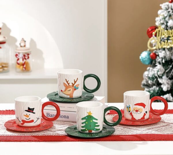 Christmas Holiday Mugs Set With Saucer - Set of 4 (4 Mugs)