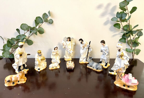 Christmas Nativity Set 8 Inches (12 pcs)  -White