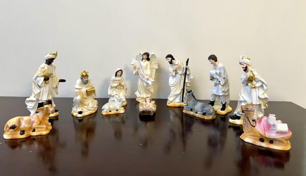 Christmas Nativity Set 8 Inches (12 pcs)  -White - Image 2
