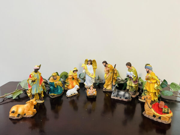 Christmas Nativity Set of 12 pcs - 8 Inch Tall - Image 6