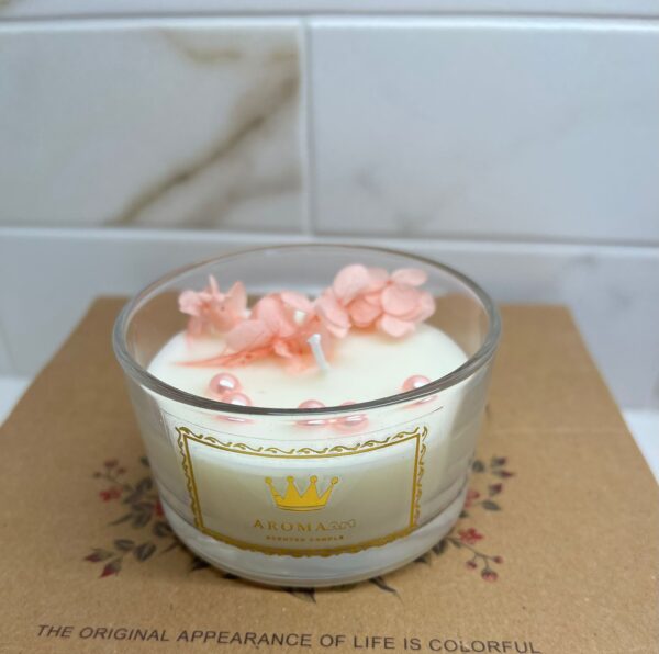 Premium Scented Candle – Christmas Edition 1 Pcs - Image 3